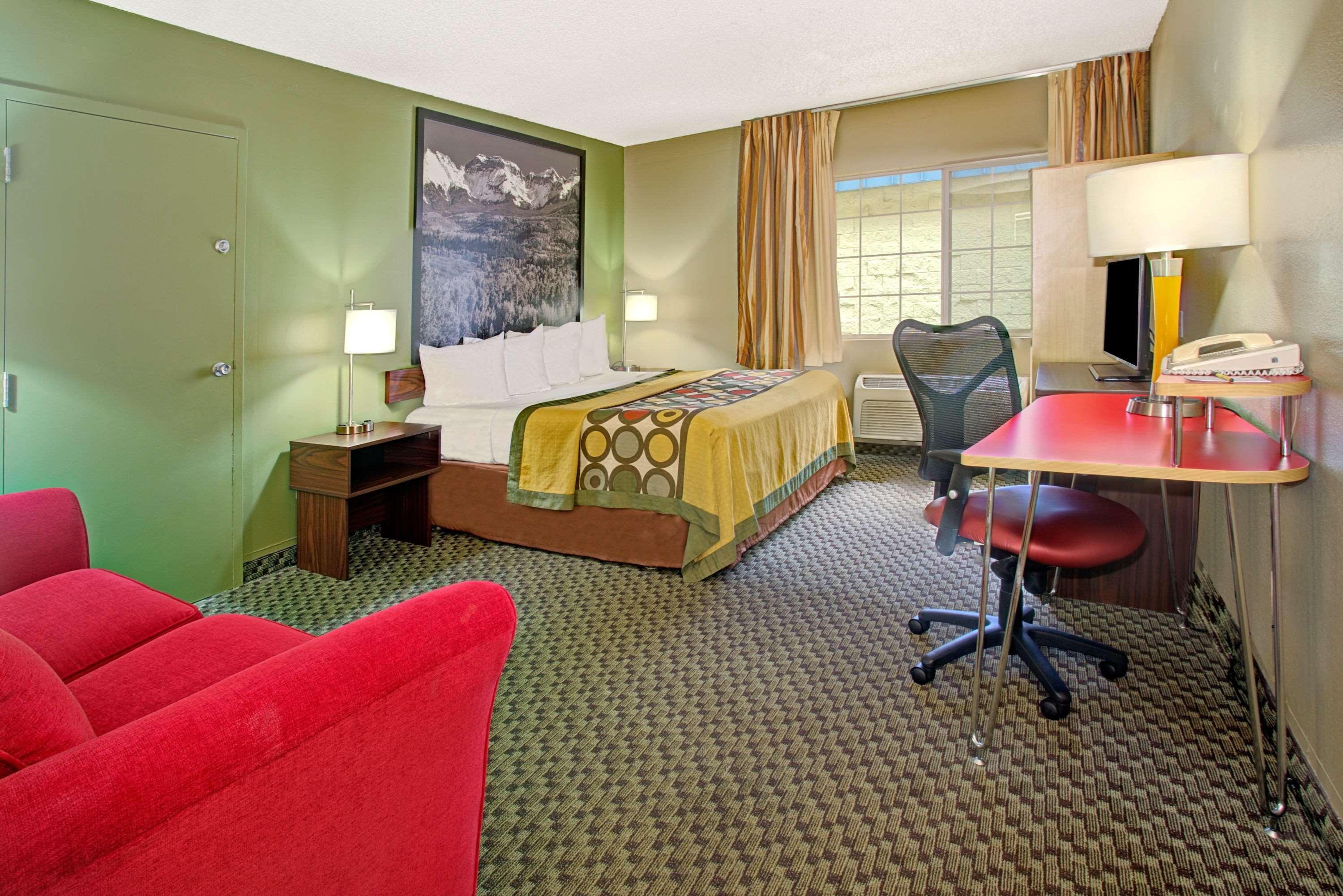 ซูเปอร์ 8 บาย วินด์แฮม วีท ริดจ์/เดนเวอร์ เวสต์ วีท Hotel วีทริดจ์ ภายนอก รูปภาพ